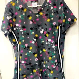 Heart Soul Scrub Top Sz L